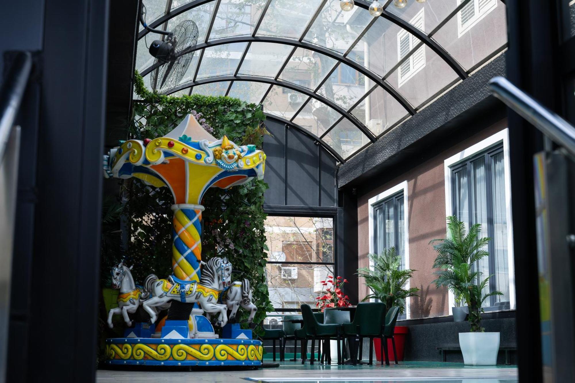 4R Colombo Hotel Tirana Eksteriør billede
