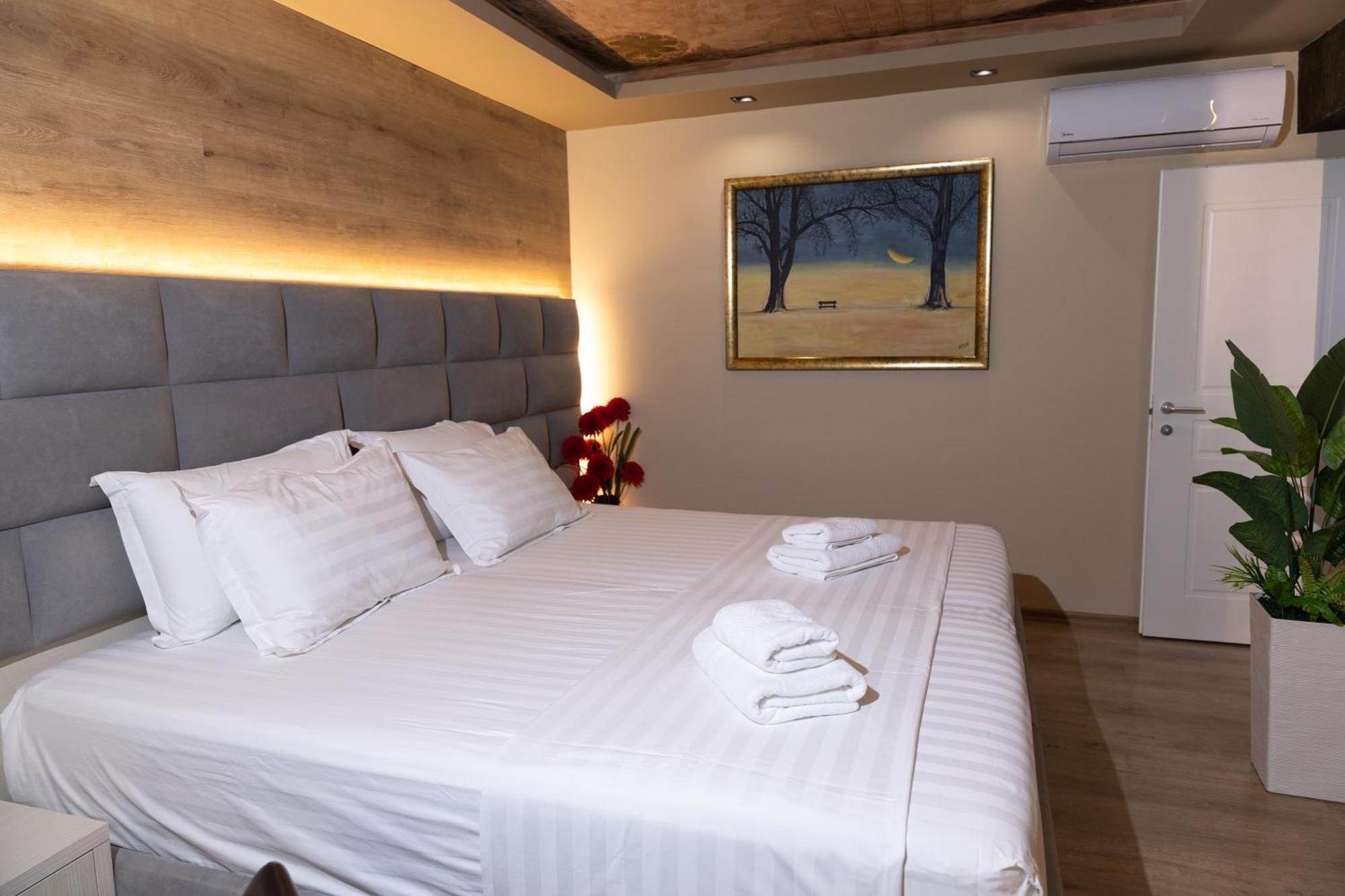 4R Colombo Hotel Tirana Eksteriør billede