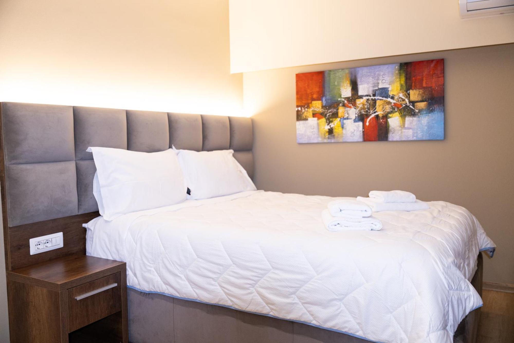 4R Colombo Hotel Tirana Eksteriør billede